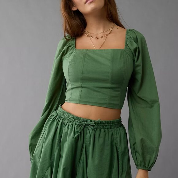NWOT American Eagle AE Cropped Corset Balloon Sleeve Top Smocked Back Green sz L - Picture 1 of 15